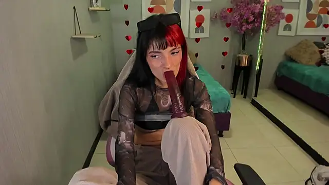 Dafne huges online show from February 26, 2025, 10:36 pm