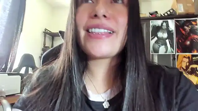 Snapshot of missexy303av chatting on March 13, 2025, 4:56 pm missexy303av online show from March 13, 2025, 4:56 pm