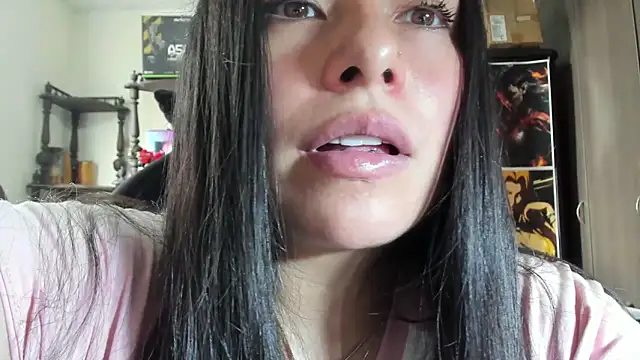 Snapshot of missexy303av chatting on March 18, 2025, 5:55 pm missexy303av online show from March 18, 2025, 5:55 pm