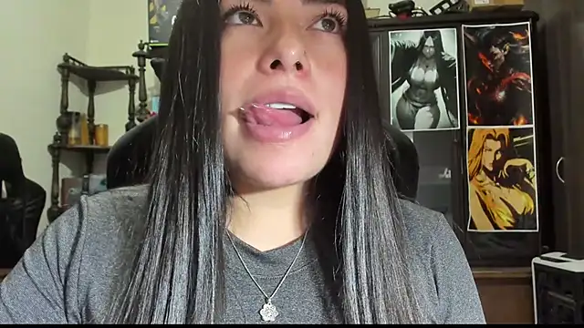 Snapshot of missexy303av chatting on March 8, 2025, 11:05 am missexy303av online show from March 8, 2025, 11:05 am