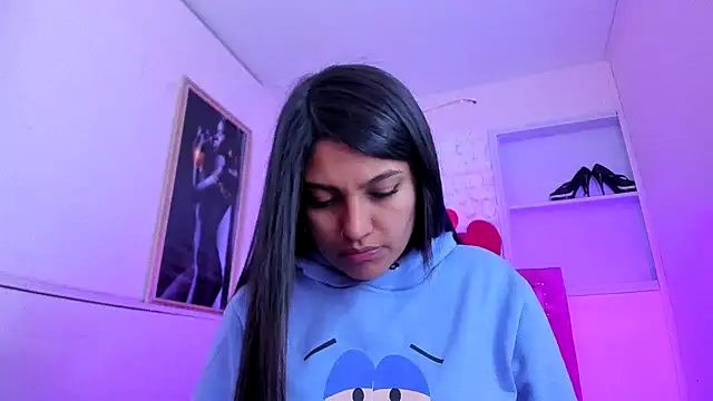 Snapshot of SarahStones chatting on October 9, 2025, 6:47 am SarahStones online show from October 9, 2025, 6:47 am