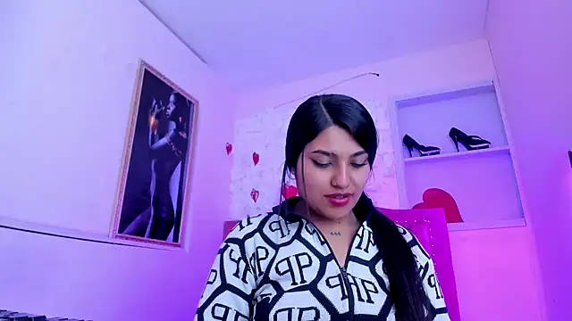 Snapshot of SarahStones chatting on October 16, 2025, 5:38 am SarahStones online show from October 16, 2025, 5:38 am