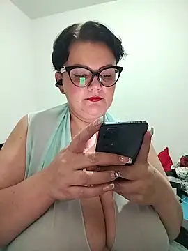 Snapshot of Madisonpalacio chatting on June 30, 2026, 6:41 pm Madisonpalacio online show from June 30, 2026, 6:41 pm