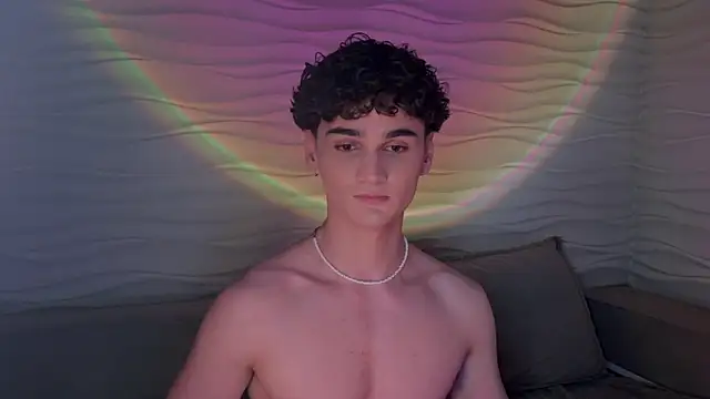 Snapshot of adam_21cm__ chatting on February 19, 2025, 7:37 pm adam 21cm online show from February 19, 2025, 7:37 pm