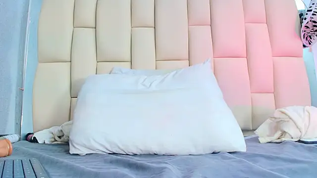 Snapshot of mss_mar chatting on September 17, 2025, 3:19 am mss mar online show from September 17, 2025, 3:19 am