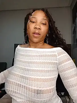 DrippinCaramelCutie online show from July 16, 2026, 9:23 pm