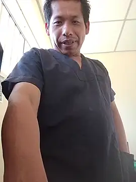 Snapshot of activo202 chatting on December 14, 2025, 6:13 pm activo202 online show from December 14, 2025, 6:13 pm