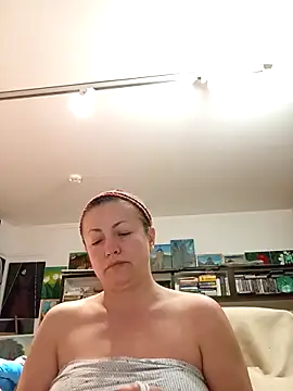 MariaAnaSunshine online show from September 13, 2025, 9:48 pm