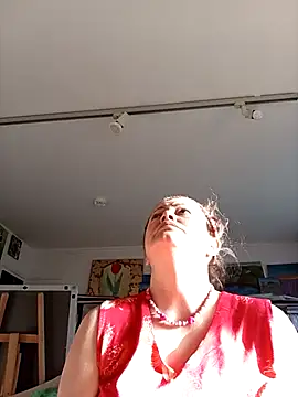 MariaAnaSunshine online show from September 24, 2025, 6:42 am