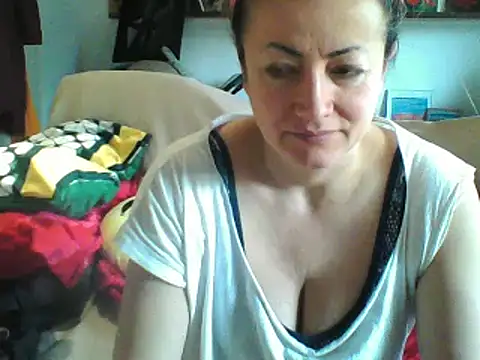 MariaAnaSunshine online show from March 8, 2025, 6:21 am