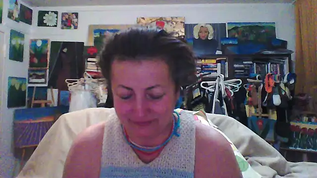 MariaAnaSunshine online show from March 27, 2026, 8:32 pm