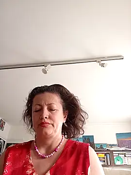 MariaAnaSunshine online show from September 19, 2025, 8:51 am