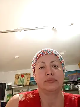 MariaAnaSunshine online show from September 30, 2025, 8:15 pm