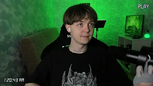 Snapshot of charonbaby1 chatting on October 24, 2025, 10:20 pm charonbaby1 online show from October 24, 2025, 10:20 pm