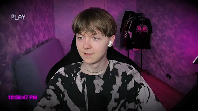 Snapshot of charonbaby1 chatting on February 19, 2025, 7:59 pm charonbaby1 online show from February 19, 2025, 7:59 pm