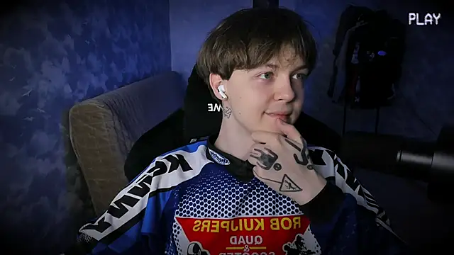 Snapshot of charonbaby1 chatting on September 8, 2025, 9:47 pm charonbaby1 online show from September 8, 2025, 9:47 pm