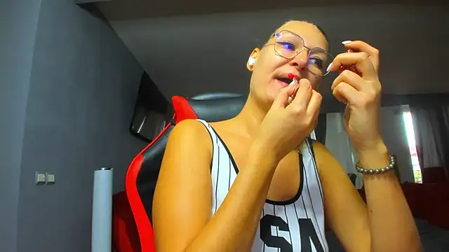 sugar mayy online show from October 14, 2025, 6:03 am