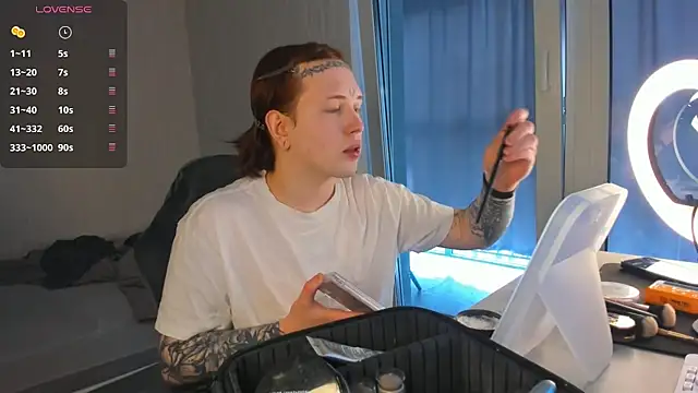 Spliti moon online show from April 18, 2026, 11:45 am