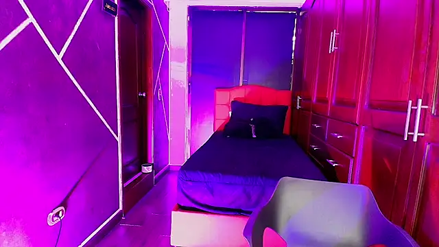 SexyNaf online show from February 27, 2025, 7:15 pm