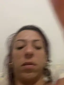Snapshot of leelecarolinna chatting on February 16, 2026, 1:37 am leelecarolinna online show from February 16, 2026, 1:37 am
