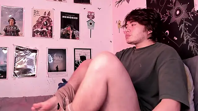 hothoneychile online show from March 1, 2026, 2:33 am