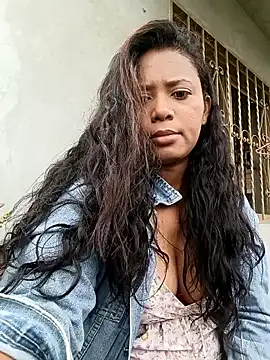 Snapshot of cindy_damm chatting on September 17, 2025, 7:05 pm cindy damm online show from September 17, 2025, 7:05 pm