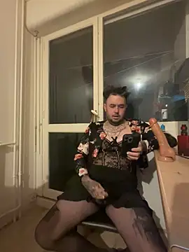 lope85540 online show from October 31, 2025, 4:53 am