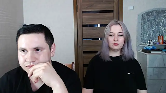 Kristy-Max online show from March 7, 2025, 9:59 pm