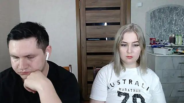 Kristy-Max online show from February 28, 2025, 11:12 pm