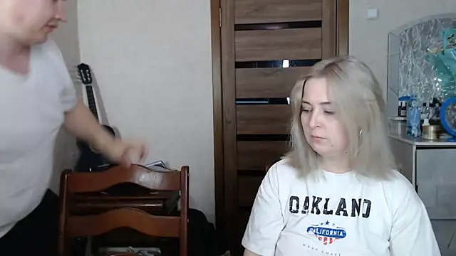 Kristy-Max online show from March 17, 2025, 7:46 am