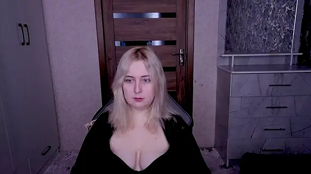 Kristy-Max online show from March 23, 2026, 8:03 am