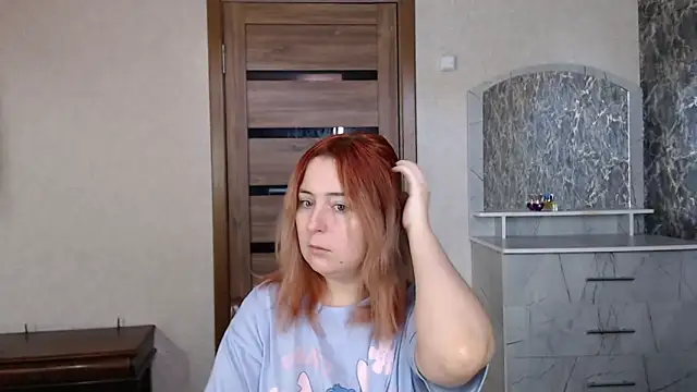 Kristy-Max online show from September 24, 2025, 2:51 am