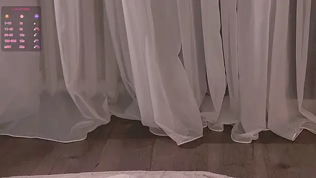 Snapshot of SunnyRisha chatting on February 12, 2026, 5:29 am SunnyRisha online show from February 12, 2026, 5:29 am