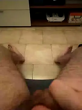 Snapshot of user_662 chatting on December 14, 2024, 11:01 pm user 662 online show from December 14, 2024, 11:01 pm