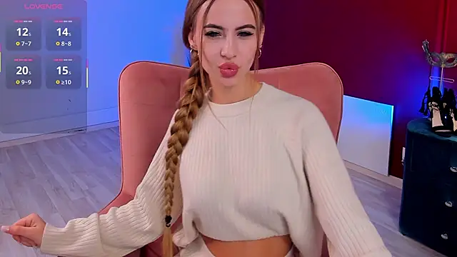 Snapshot of CherieDane chatting on October 15, 2025, 12:02 pm CherieDane online show from October 15, 2025, 12:02 pm