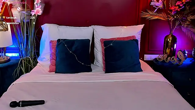 CherieDane online show from June 3, 2026, 2:44 pm