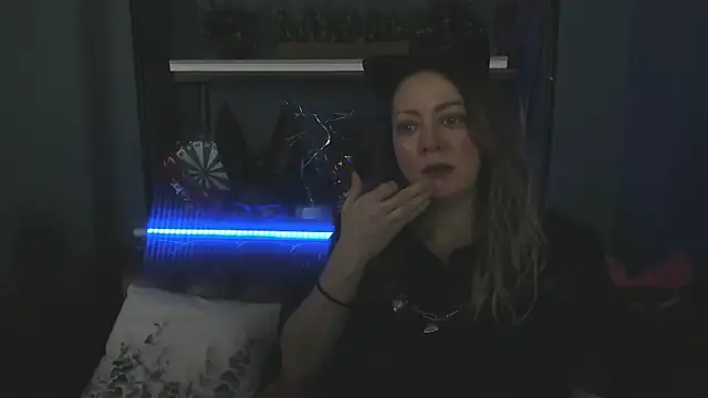 JesiaFoxi online show from February 25, 2025, 12:27 pm