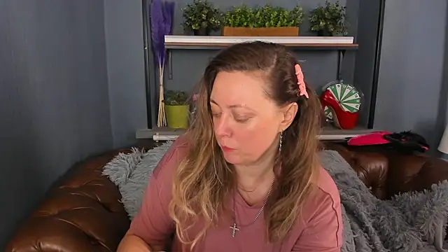 JesiaFoxi online show from March 10, 2025, 12:06 pm