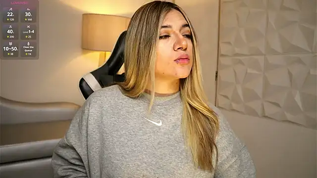 Snapshot of ashleyvalirya chatting on September 9, 2025, 3:49 am ashleyvalirya online show from September 9, 2025, 3:49 am