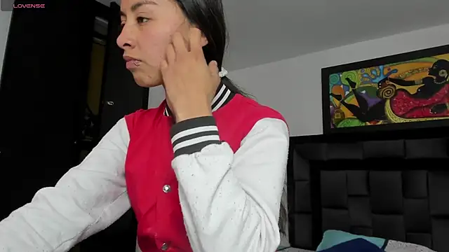 Snapshot of tatiana_valencia chatting on February 9, 2025, 1:03 pm tatiana valencia online show from February 9, 2025, 1:03 pm