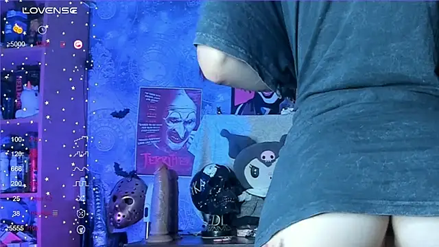 KuromiRacer  online show from September 19, 2025, 7:07 pm