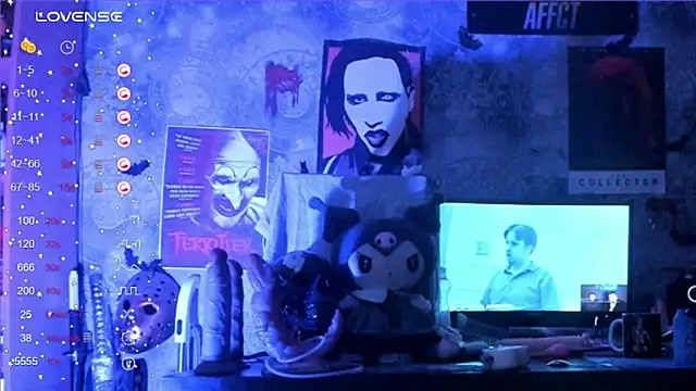 KuromiRacer  online show from September 16, 2025, 4:08 pm