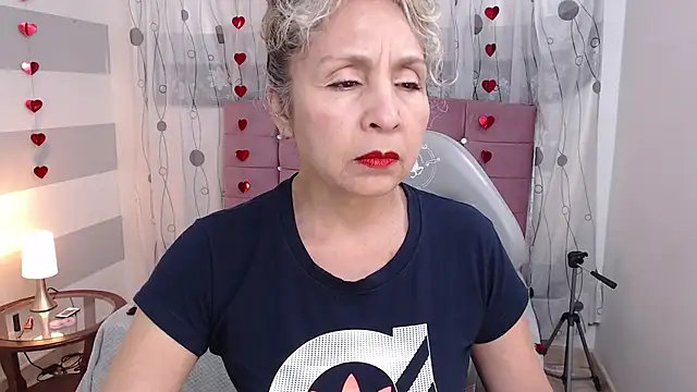 Afrodita sg online show from February 17, 2025, 8:06 pm