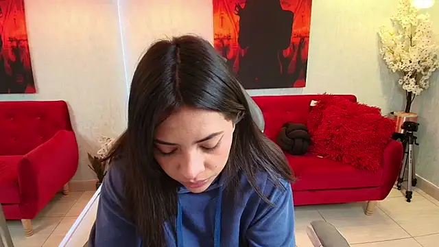 Snapshot of Rousse_land chatting on October 1, 2025, 3:22 am Rousse land online show from October 1, 2025, 3:22 am