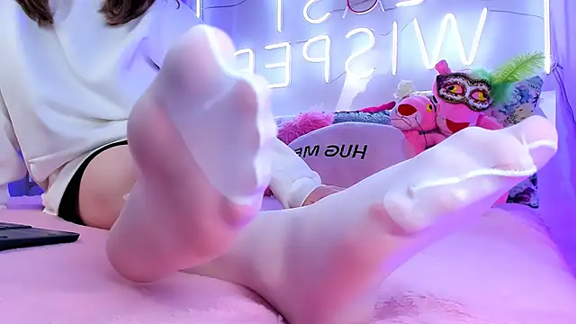 Snapshot of footfetish_baby chatting on January 5, 2025, 10:19 pm footfetish baby online show from January 5, 2025, 10:19 pm