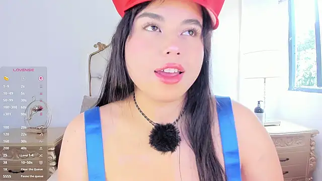 Victoria vallejo  online show from June 3, 2026, 2:33 pm