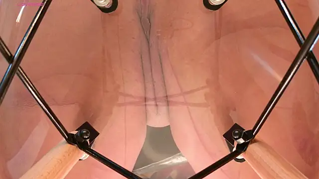 Alexa Miss online show from September 27, 2025, 7:20 pm