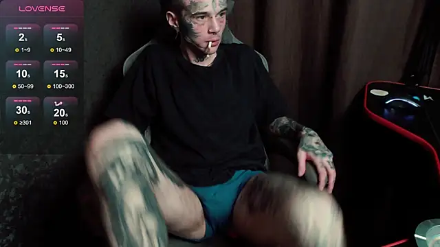 Snapshot of lonelycrystal chatting on November 1, 2025, 11:26 am lonelycrystal online show from November 1, 2025, 11:26 am