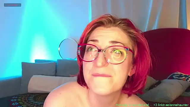 Snapshot of AnnaHaunter18 chatting on January 11, 2025, 2:41 am AnnaHaunter18 online show from January 11, 2025, 2:41 am