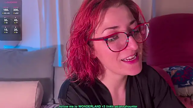 Snapshot of AnnaHaunter18 chatting on January 18, 2025, 5:52 am AnnaHaunter18 online show from January 18, 2025, 5:52 am